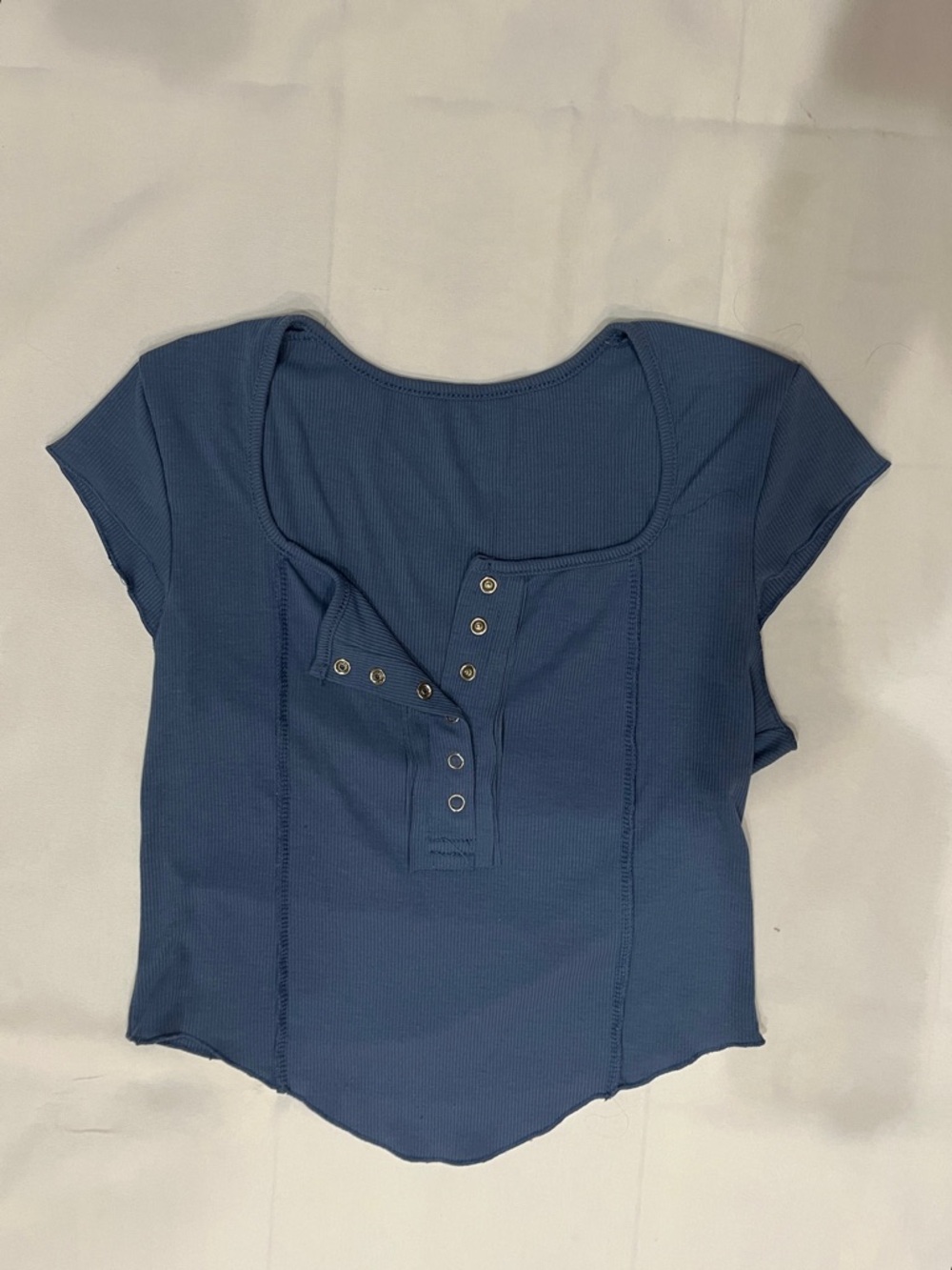 Blue Scoop Neck Short Sleeve Snap-Front Top